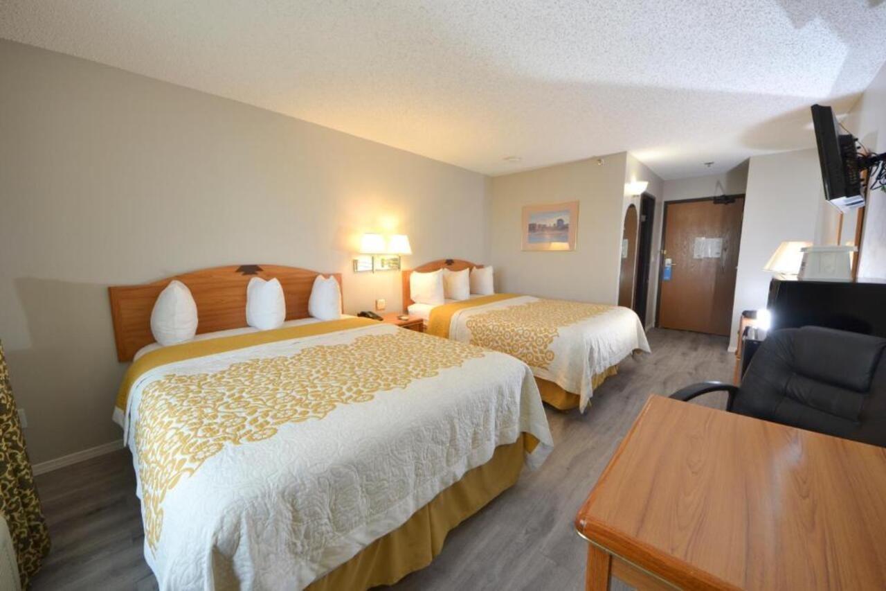 Days Inn & Suites By Wyndham Airport Albuquerque Exteriör bild
