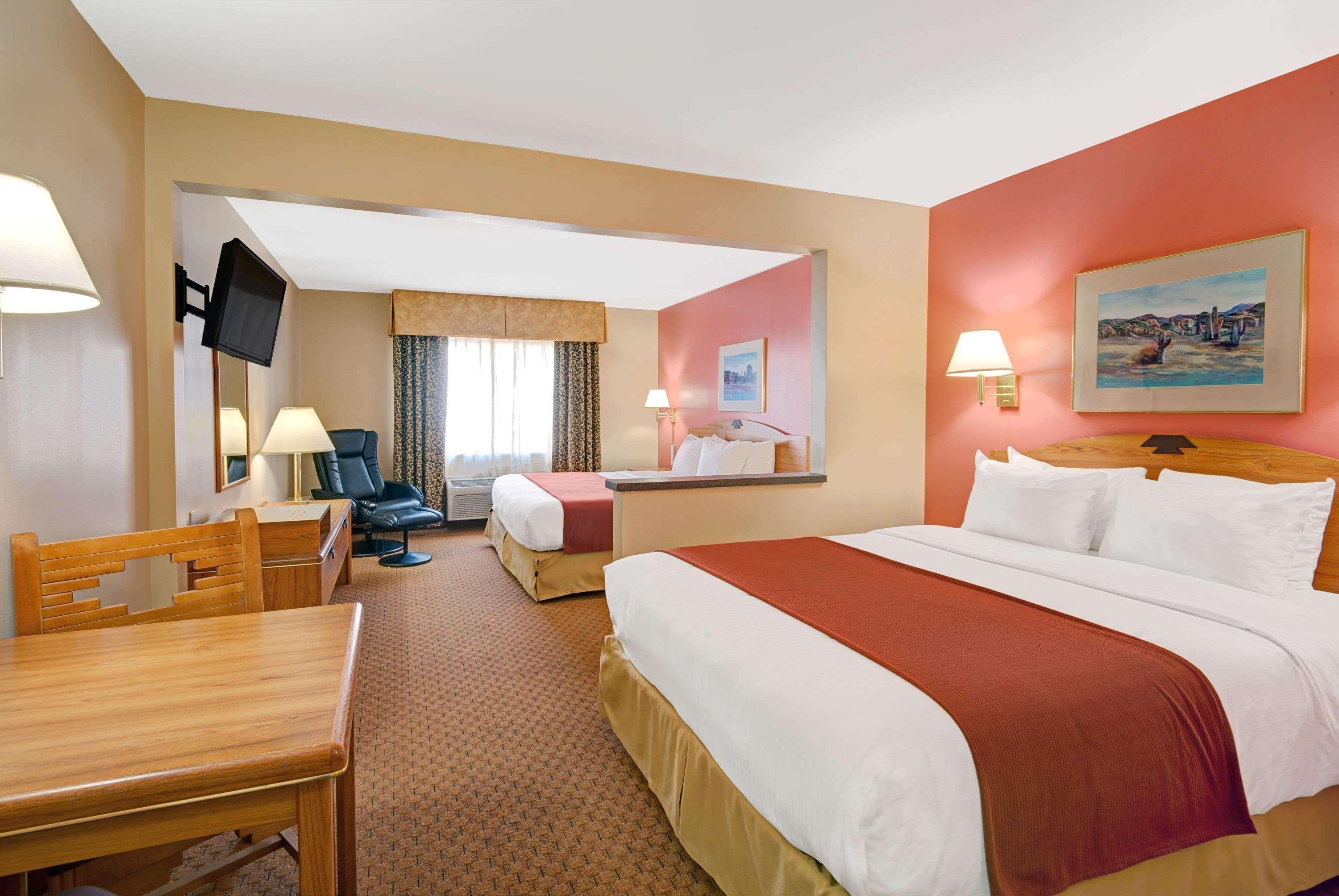 Days Inn & Suites By Wyndham Airport Albuquerque Exteriör bild